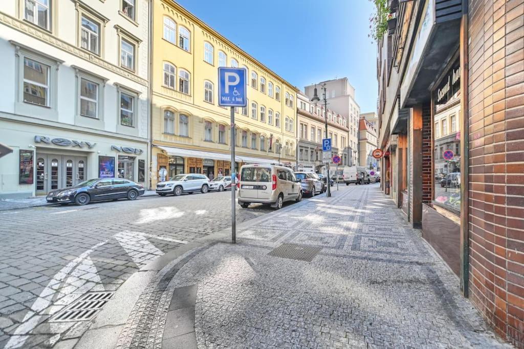 Smart & Luxury Old Town Apartment Praag Buitenkant foto